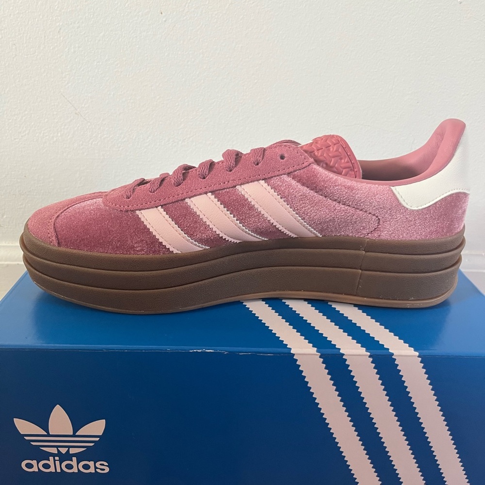Adidas Women's Pink Velvet Sneakers